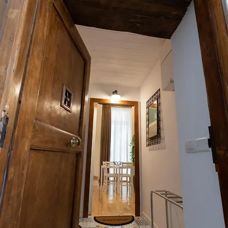 Casa Materdei * Naples